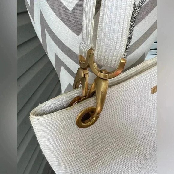 Eric Javits Women's Squishee Tote White Classic Double Strap Gold Hardware - Picture 5 of 16